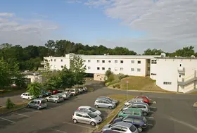 clinique les jeunes chenes pau 01 0