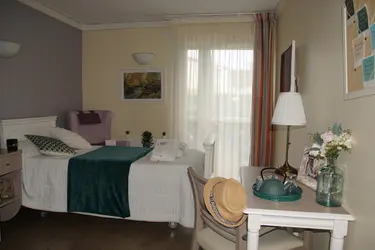 maison de retraite les chardons bleus chambre